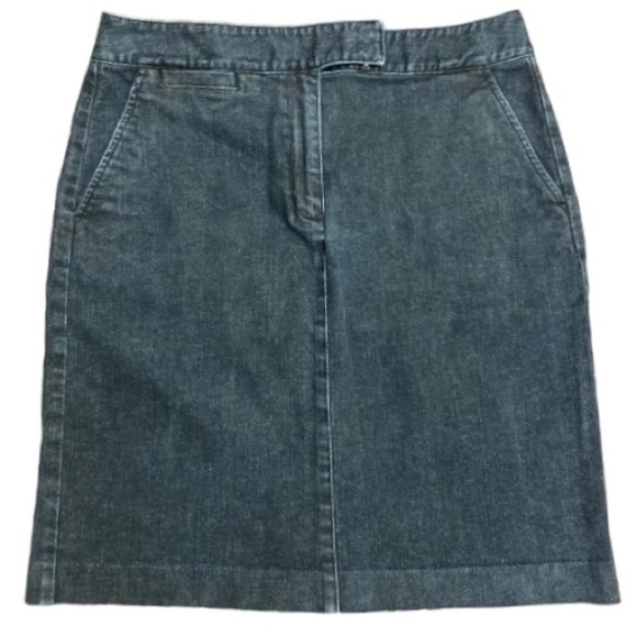Talbots Petites denim stretch miniskirt, dark‎ rinse, size 8 - Picture 1 of 9